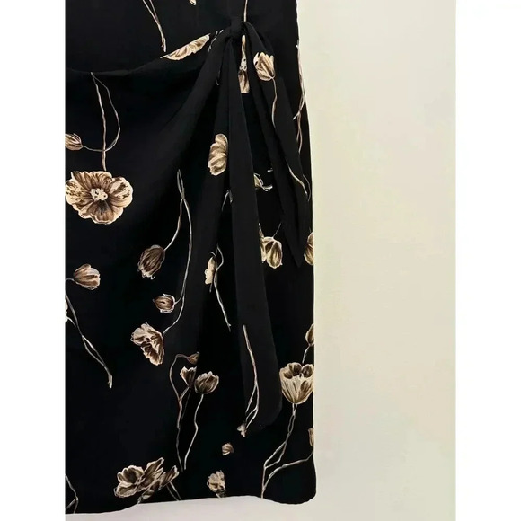 Vintage Basic Editions Black Floral Tie Front Button Back Scoop Neck 90s Y2K 8 - Picture 2 of 11